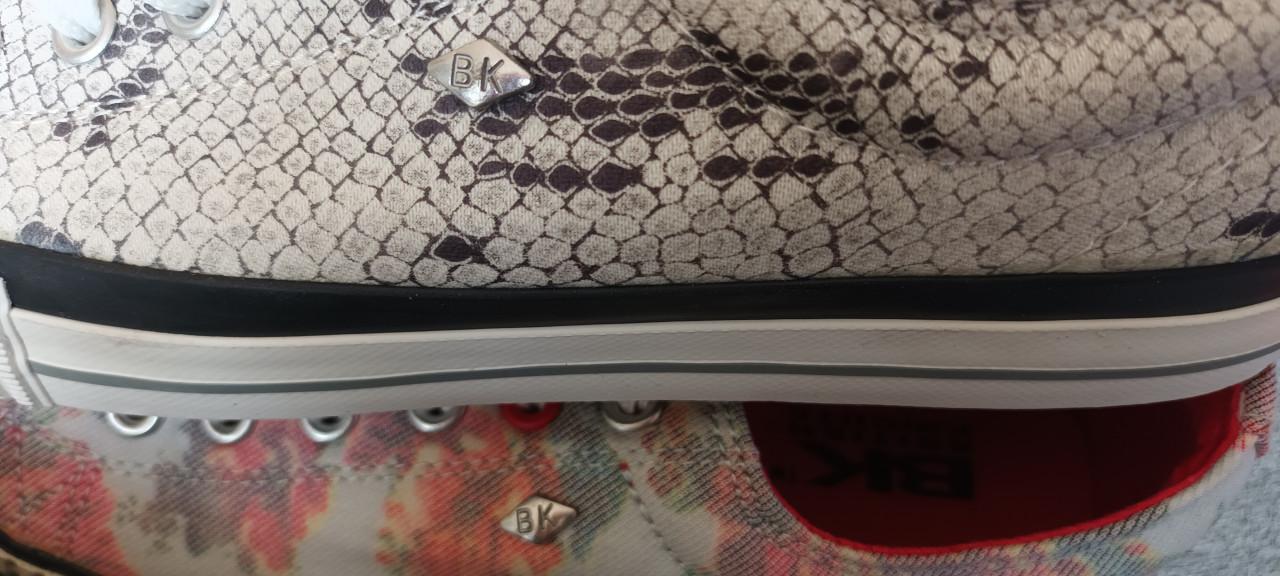 2 paar sneakers van het merk BK British Knights