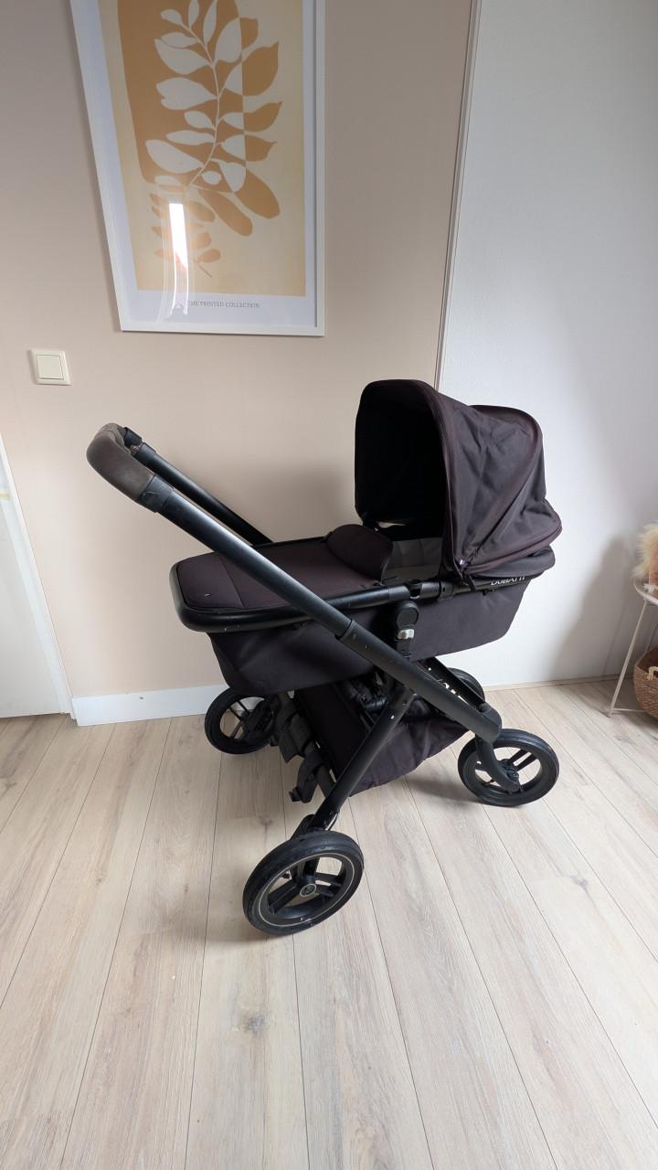 Dubatti One kinderwagen uit 2022.