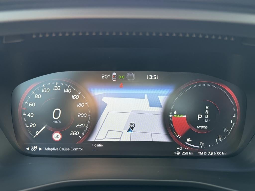 Volvo XC40 t5 262pk recharge ultimate bright| full options !!