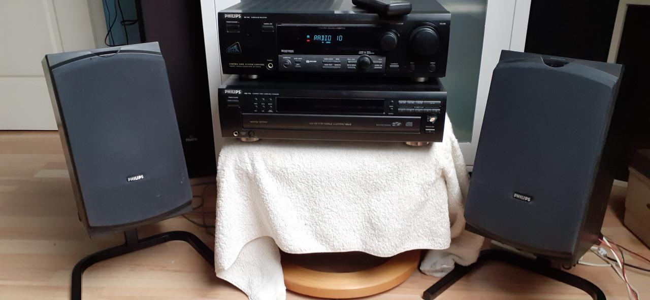 Stereo set philips versterker- boxen-stands- 5 cd wisselaar a-bediening