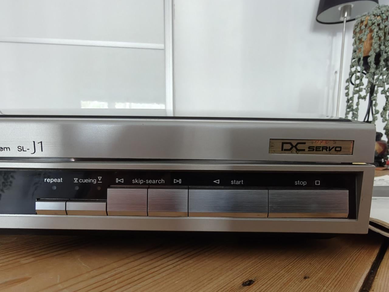 Technics SL-J1 Platenspeler Linear- vol automaat