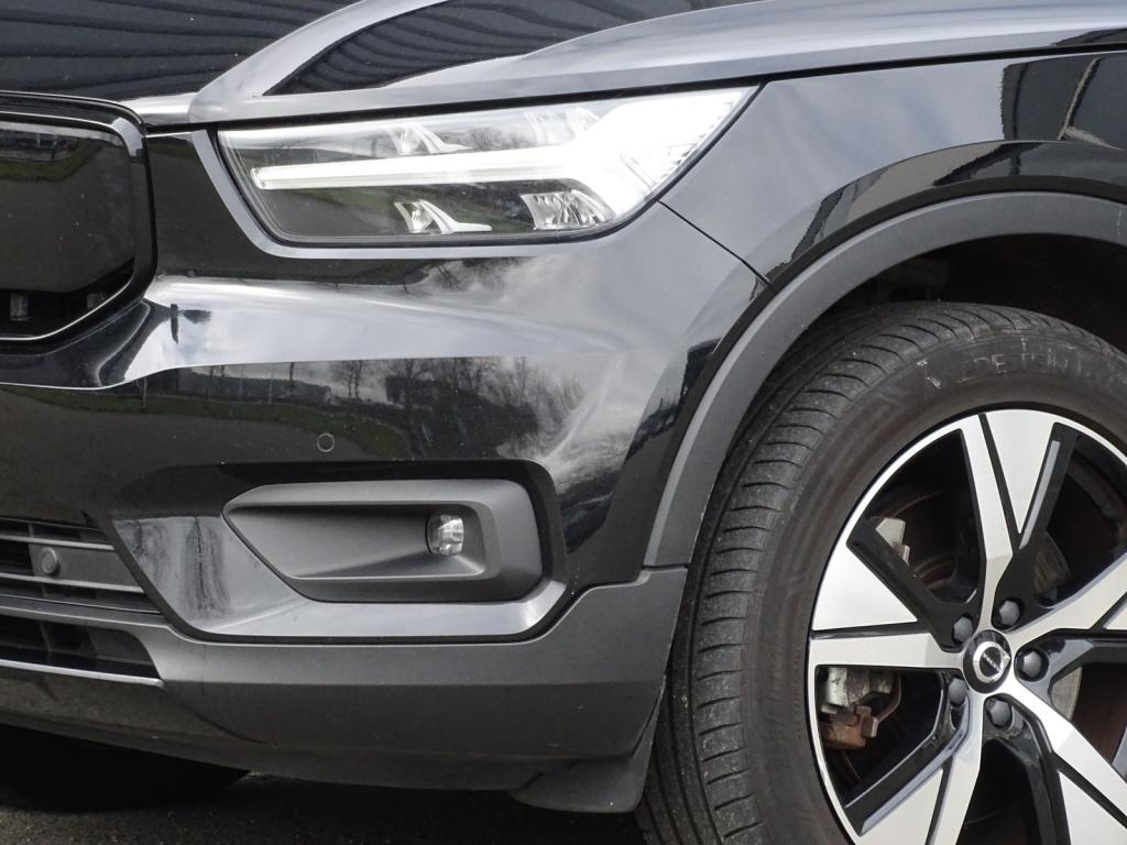 Volvo XC40 recharge p8 awd r-design