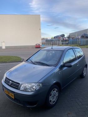 Fiat Punto 1.2 3DR 2004 Grijs | NAP