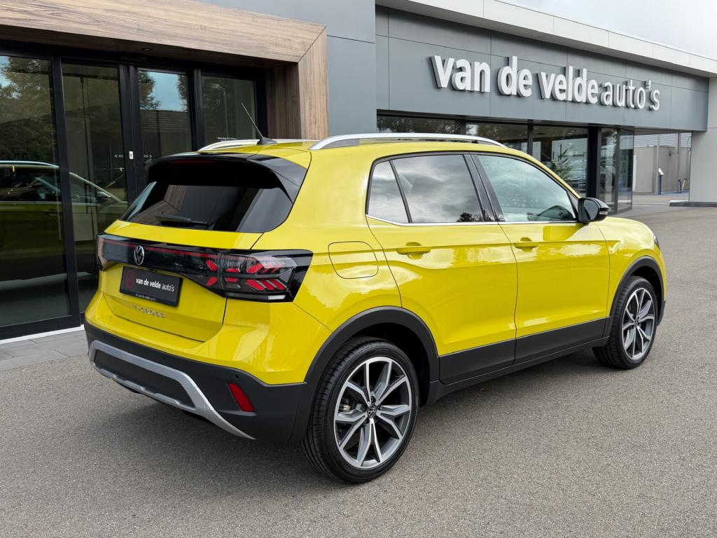 Volkswagen T-cross 1.5 tsi 150pk dsg style | trekhaak | led gril | camera |