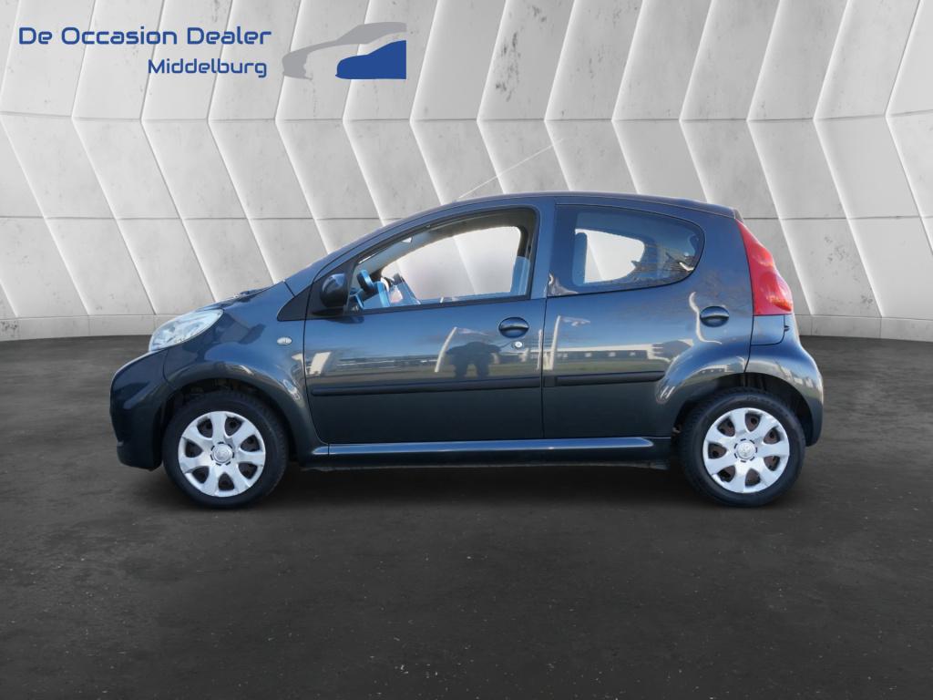 Peugeot 107 1.0-12v urban move rijklaar incl garantie
