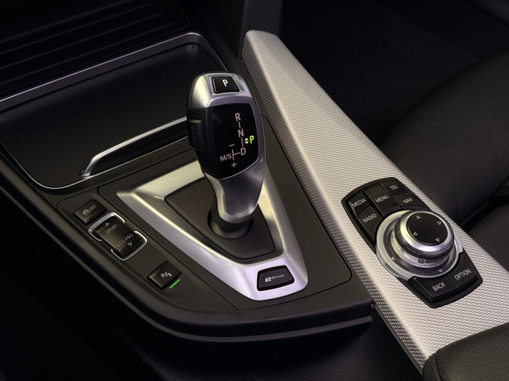 BMW 3-serie 330e m-sport | leder | harman/kardon | memory | stoel/stuurverw