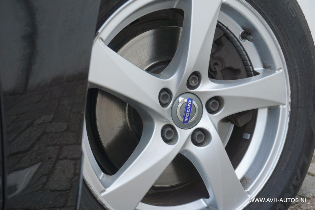 Volvo V60 1.6 d2 r-design