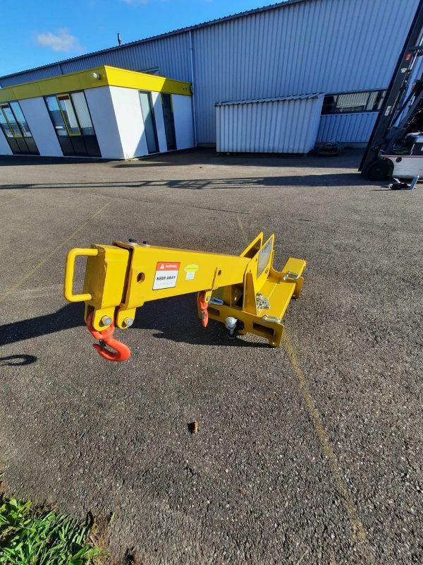 HEFTRUCK VERREIKER SHOVEL HIJS JIP, LASTARM VERSTELBARE 3 EN 5 TON