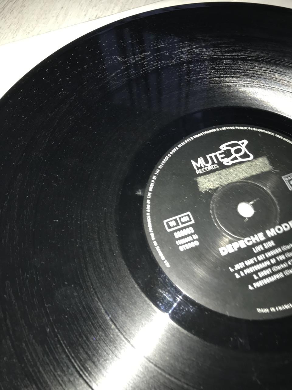 LP vinyl  -  Depeche Mode -  MINI ALBUM 1983