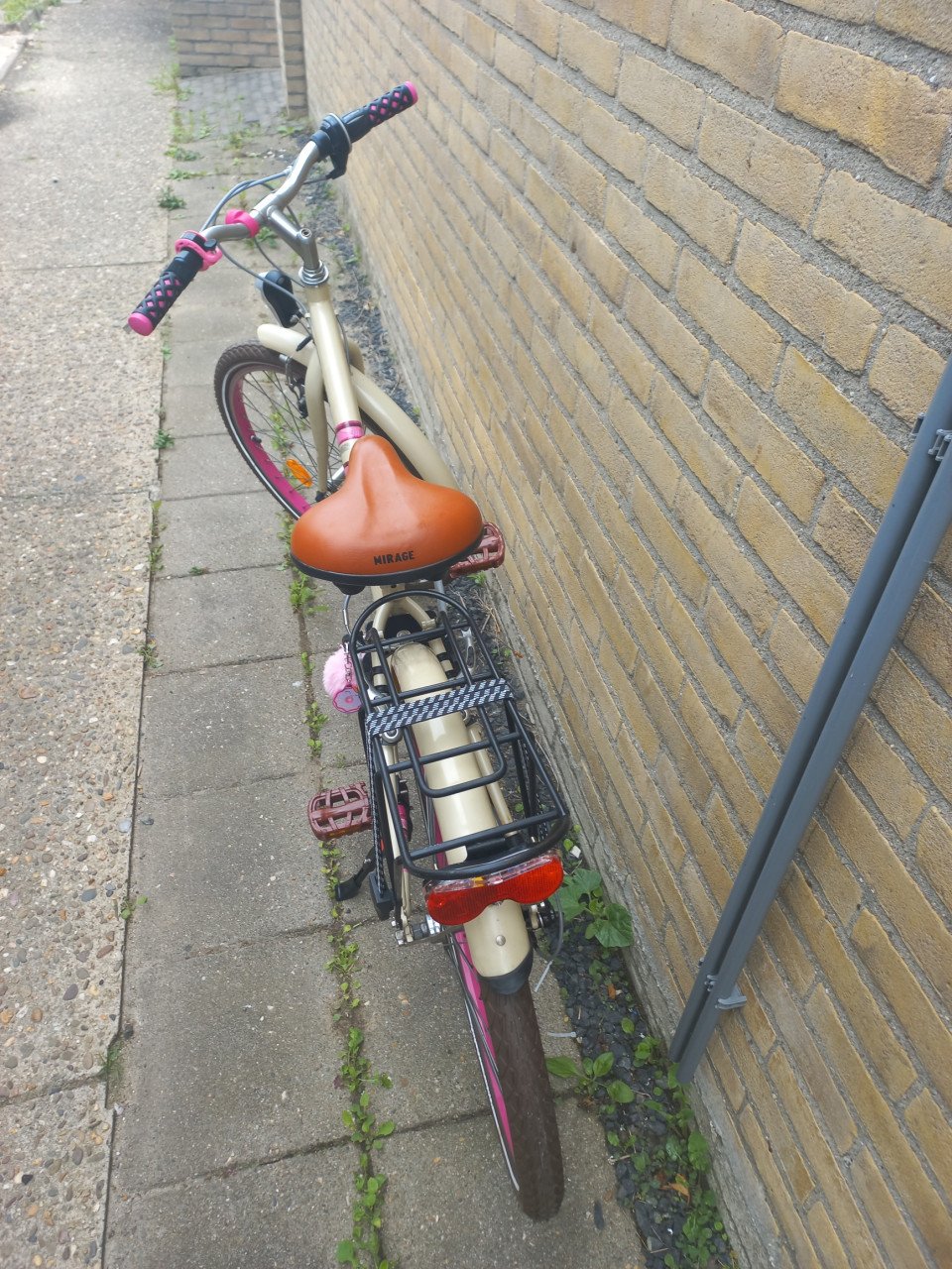 Te koop meisjesfiets btwin 24 inch