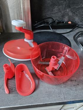 Zgan Tupperware Quick- Chef 3, handige keukenmachine..