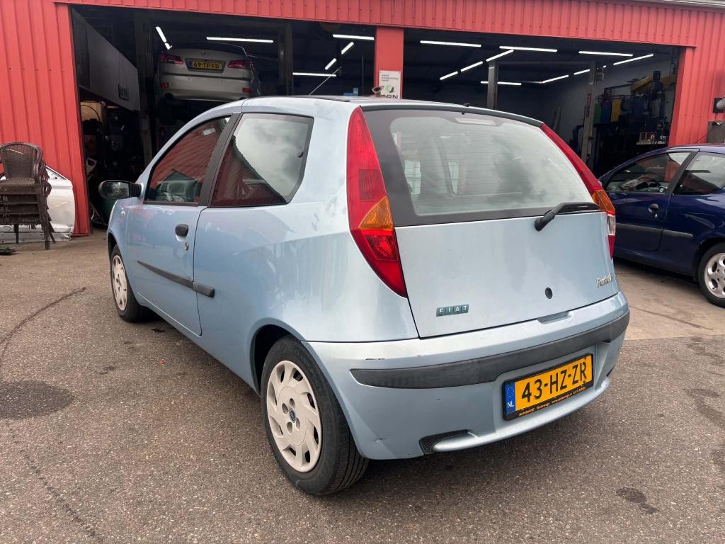 Fiat Punto 1.2-16v elx speedg.