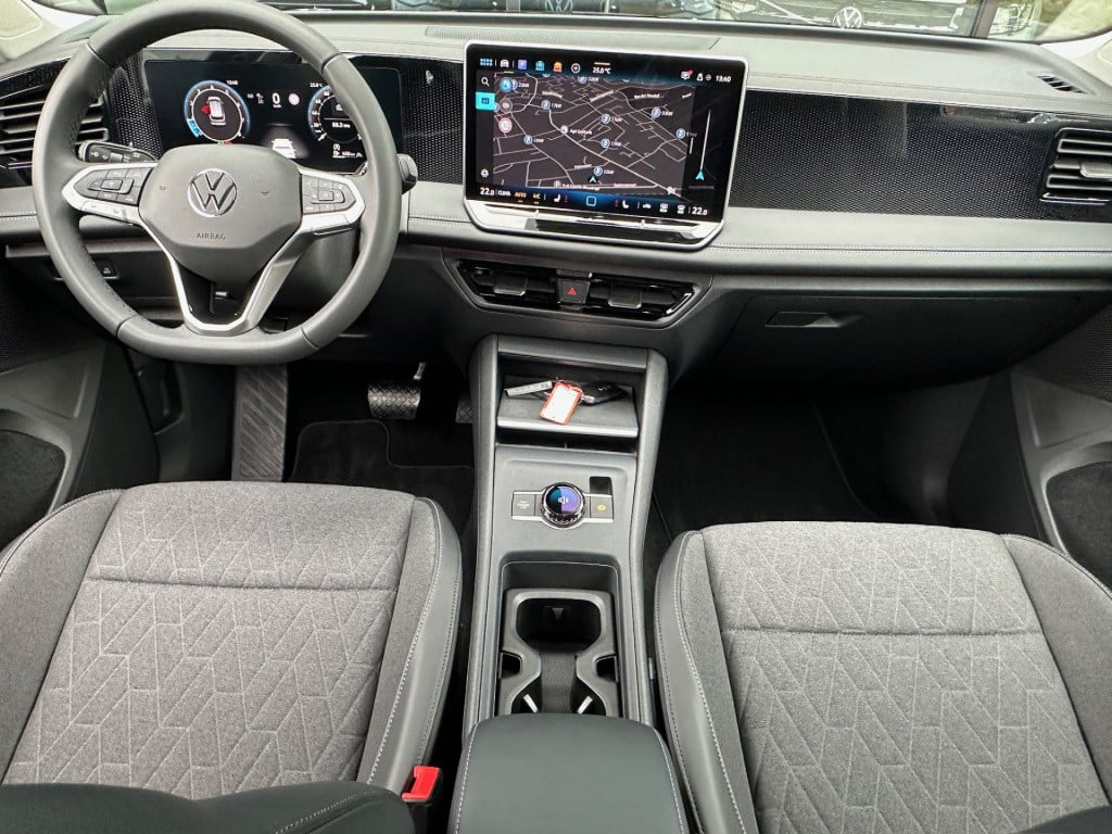 Volkswagen Tiguan 1.5 etsi life | trekhaak | camera | trekhaak | dode hoek 
