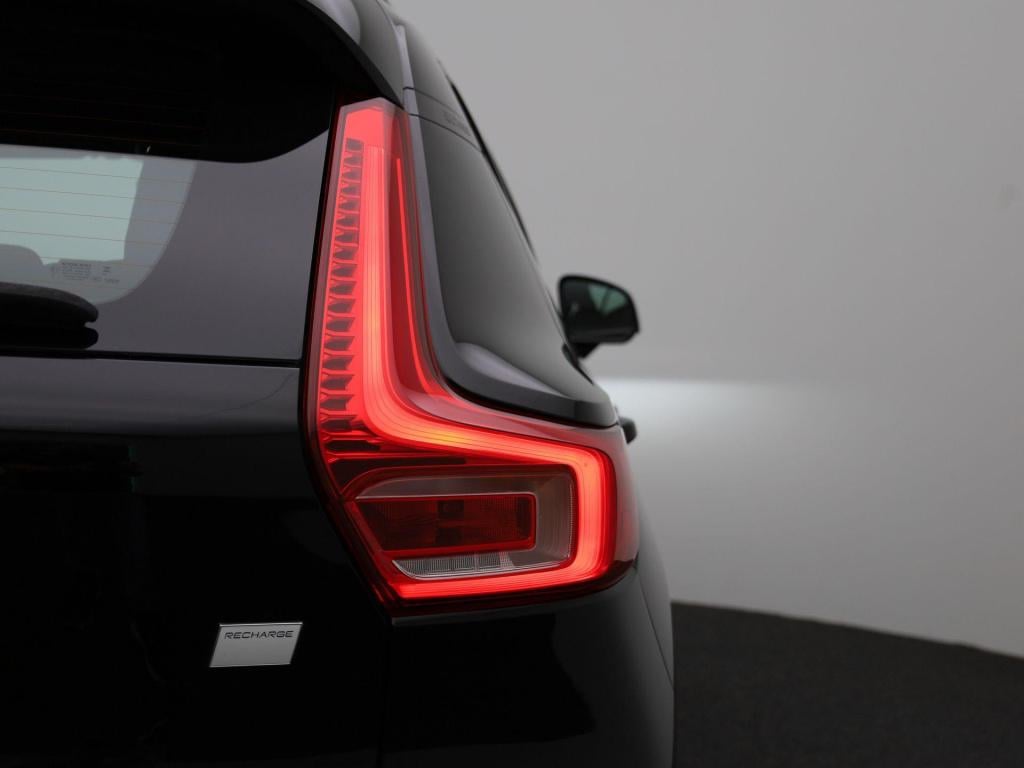 Volvo XC40 recharge core | automaat | navigatie | apple carplay / android a