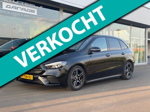 Mercedes-Benz B-Klasse 180 amg night pakket / automaat/ trekhaak / achterui