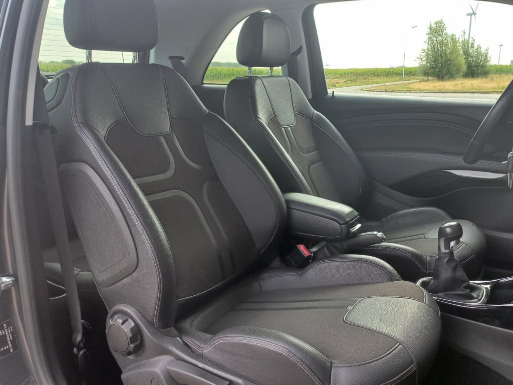 Opel Adam 1.4 slam | climate | cruise| lmv | parkeersensoren | bluetooth