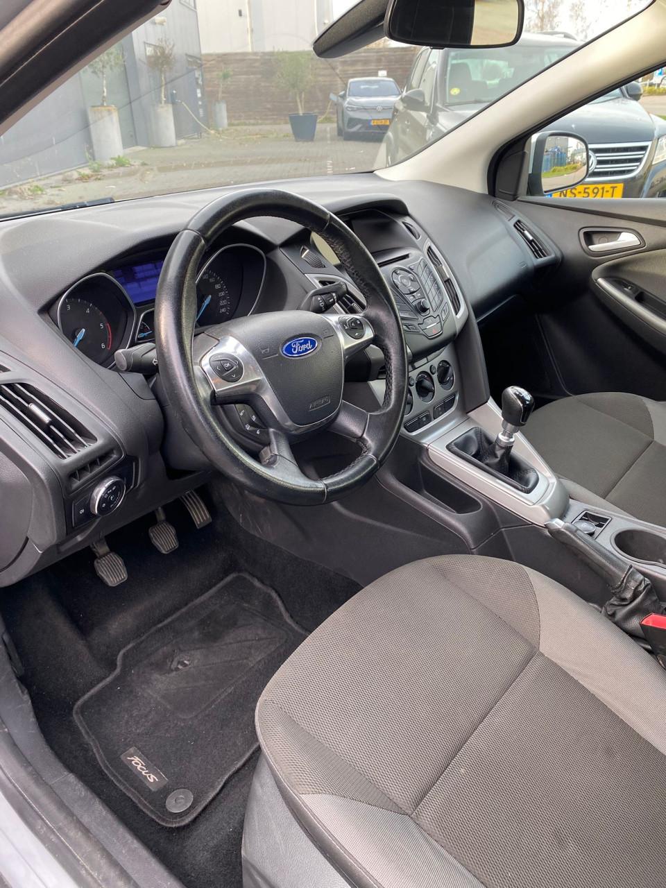 Ford Focus 1.6 Tdci 77KW Wagon 2012 Grijs | NAP