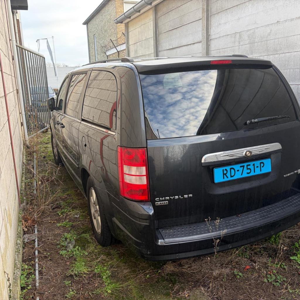 Chrysler Grand Voyager 2.8 crd limited/export/handel/lees tekst/read tekst!