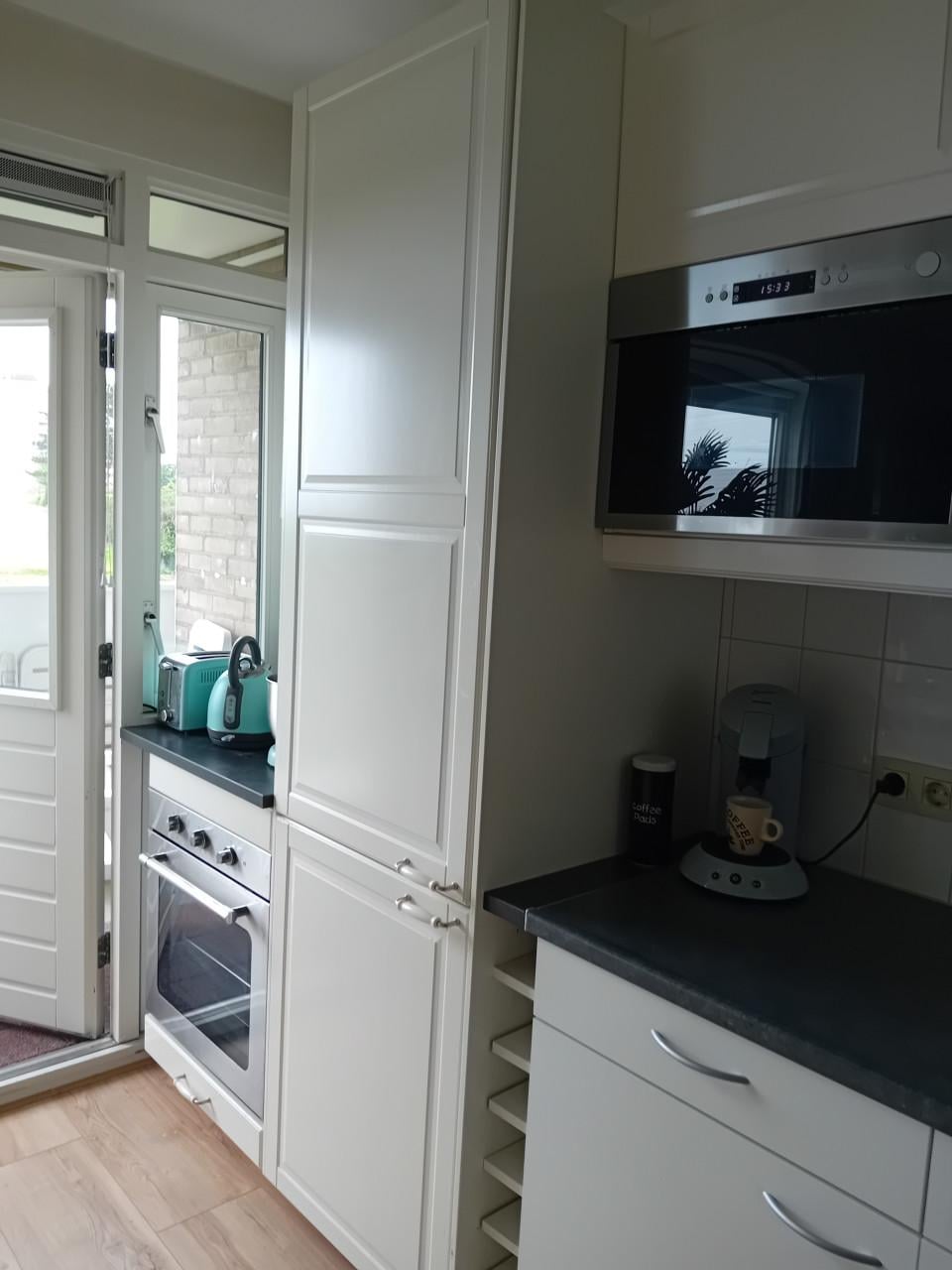 Te koop: een complete keuken, incl. apparatuur