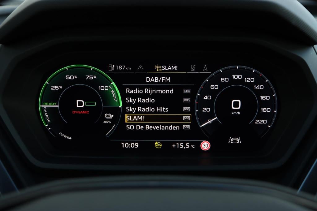 Audi Q4 E-tron 45 s edition 82 kwh 286pk | soh 93,9% |