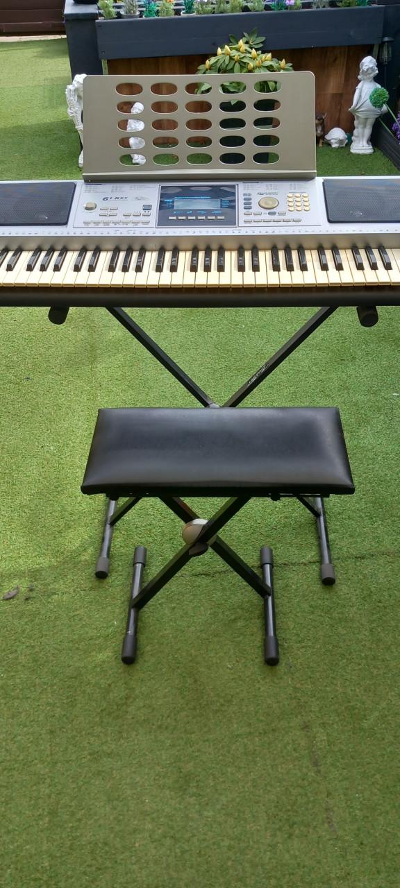 Keyboard ÷standaard +zittje