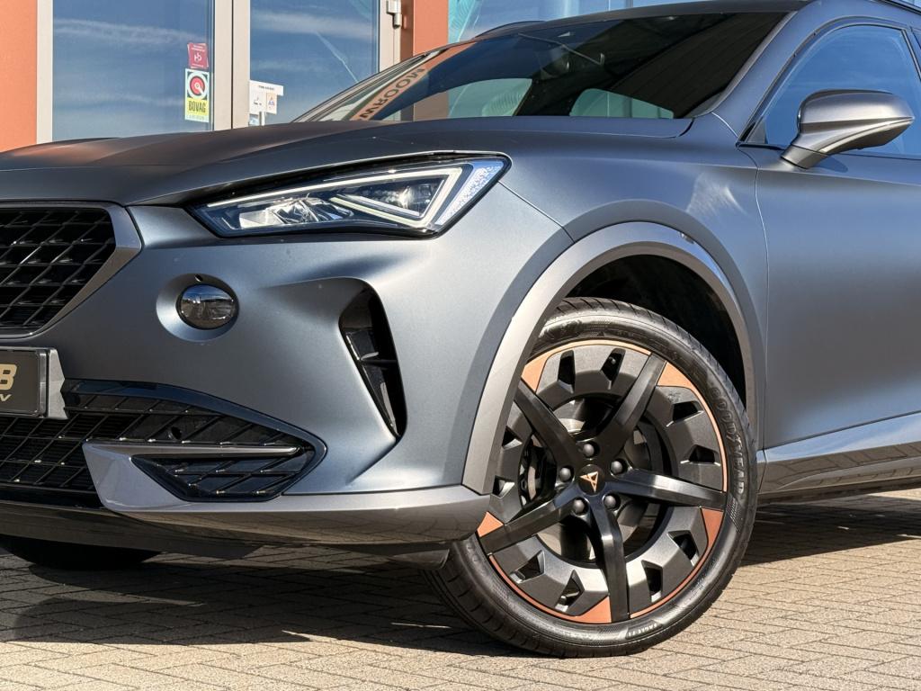 Cupra Formentor 1.5 tsi | beats | acc | achteruitrijcamera | stuur / stoelv