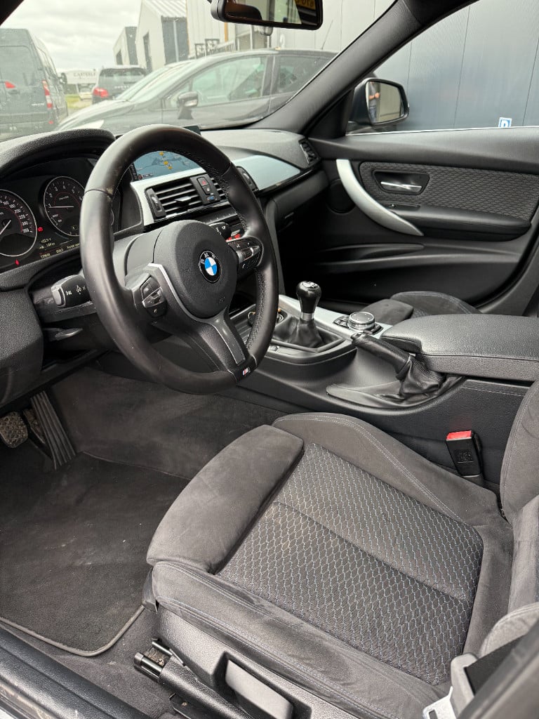 BMW 3-serie 316i - touring - m sport edition - origineel nl - nap -