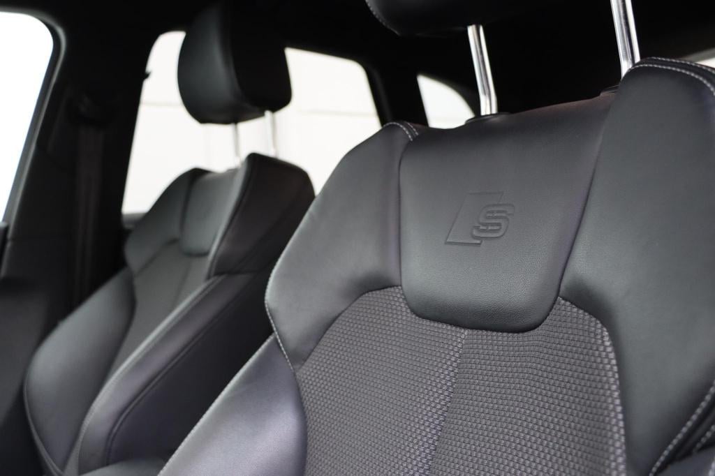 Audi Q5 55 tfsi e quattro competition s-tronic 367pk