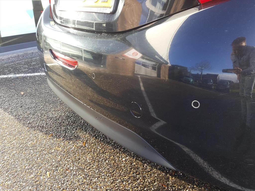 Peugeot 208 1.2 vti 82pk 5d urban soul navigatie | cruise control | airco |