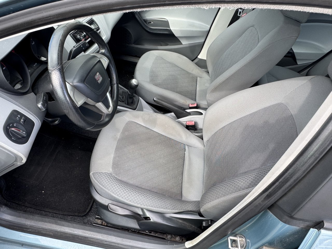 Seat Ibiza 1.2i benzine 5 deurs AIRCO