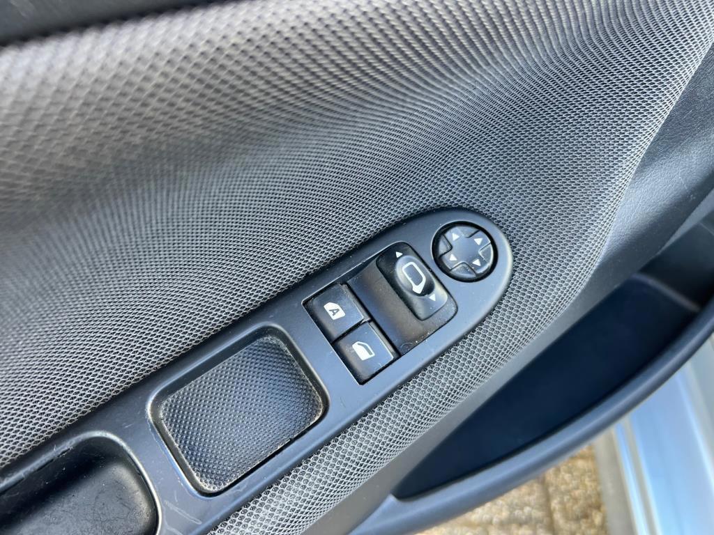 Peugeot 207 cabriolet cc 1.6 vti griffe