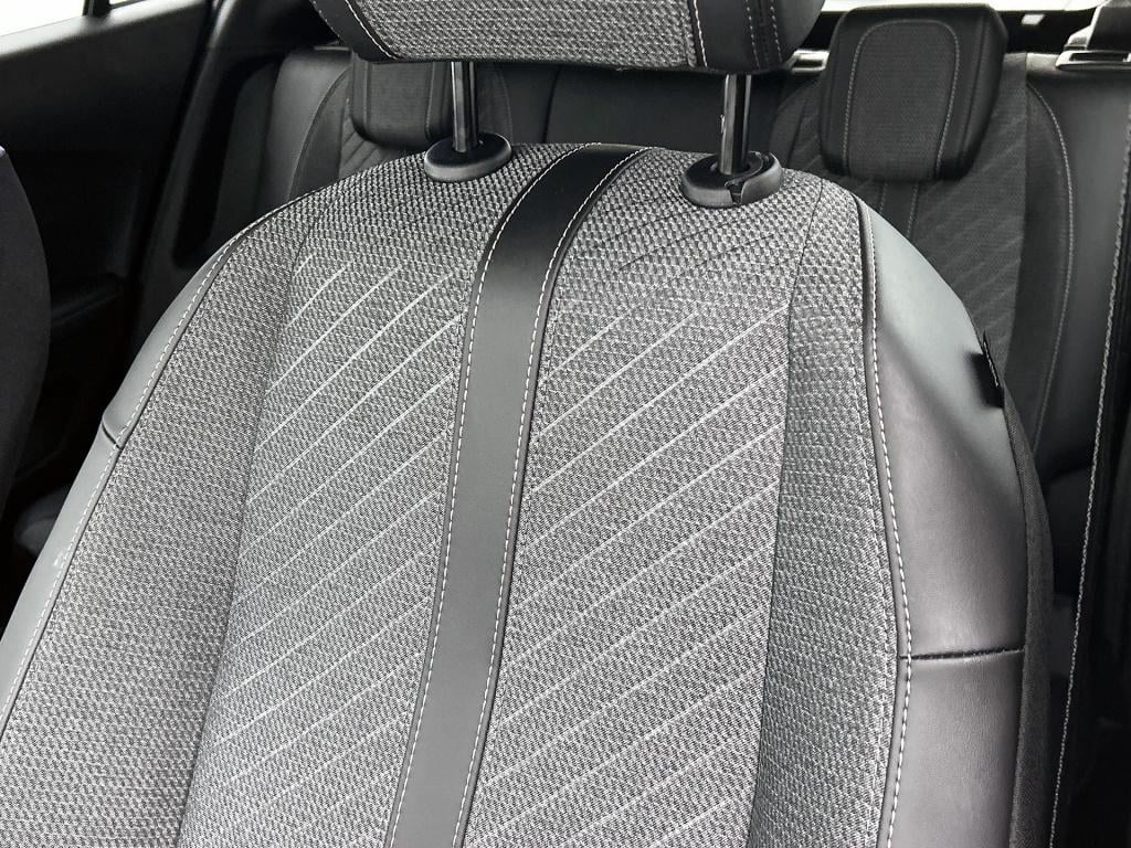 Peugeot 2008 hybrid 145 pk automaat allure rijklaar | adaptive cruise | nav