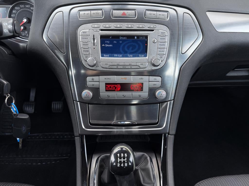 Ford Mondeo wagon 2.0-16v limited