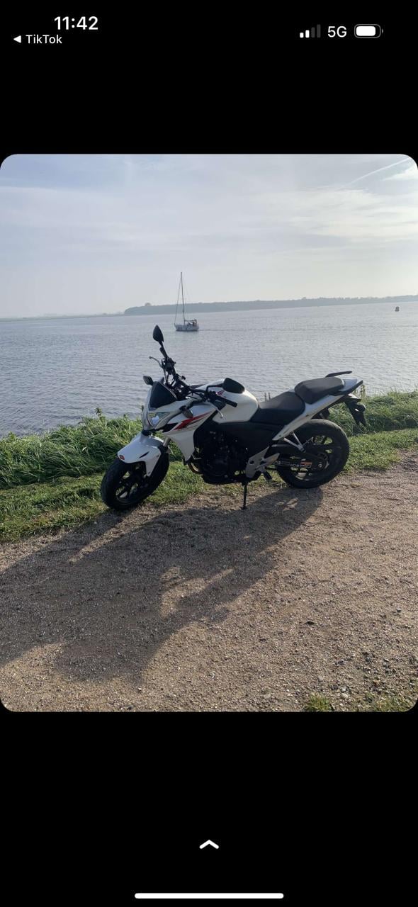 Honda cb500f