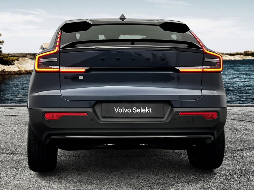 Volvo Ec40 extended range ultra black edition europa