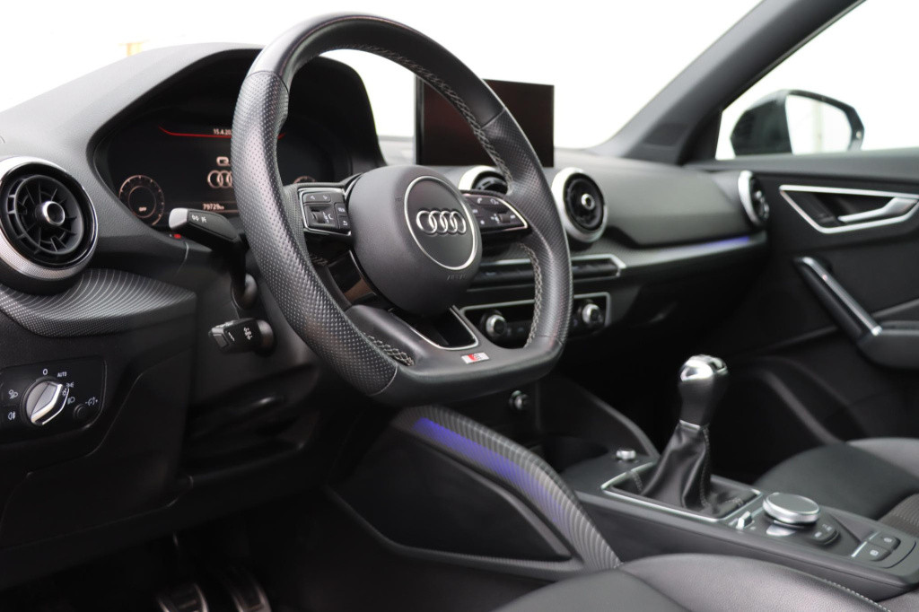 Audi Q2 30 tfsi s-line edition sound 110pk