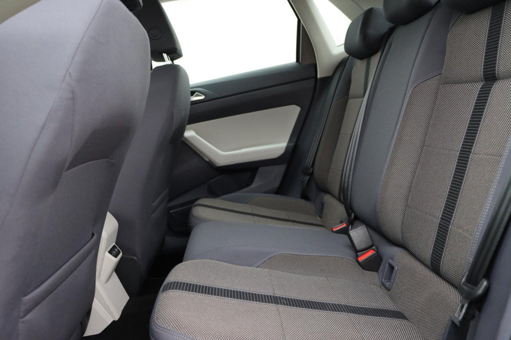 Volkswagen Polo 1.0 tsi highline