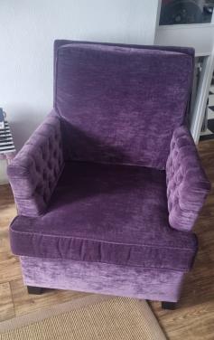 Paarse fauteuil