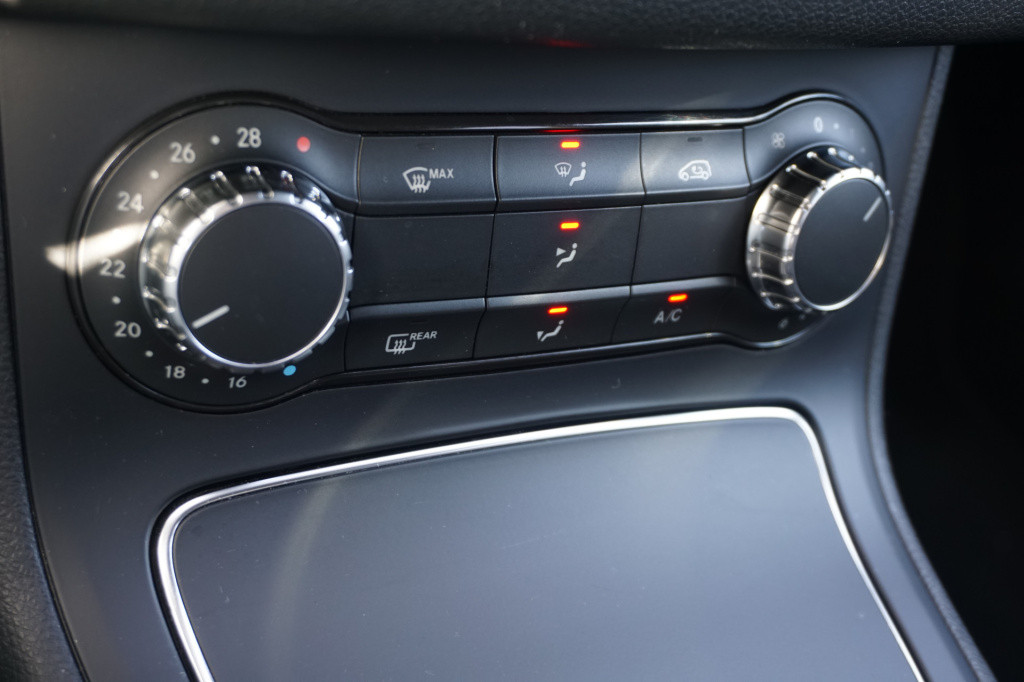 Mercedes-Benz B-Klasse 180 ambition style l facelift uitvoering l xenon l p