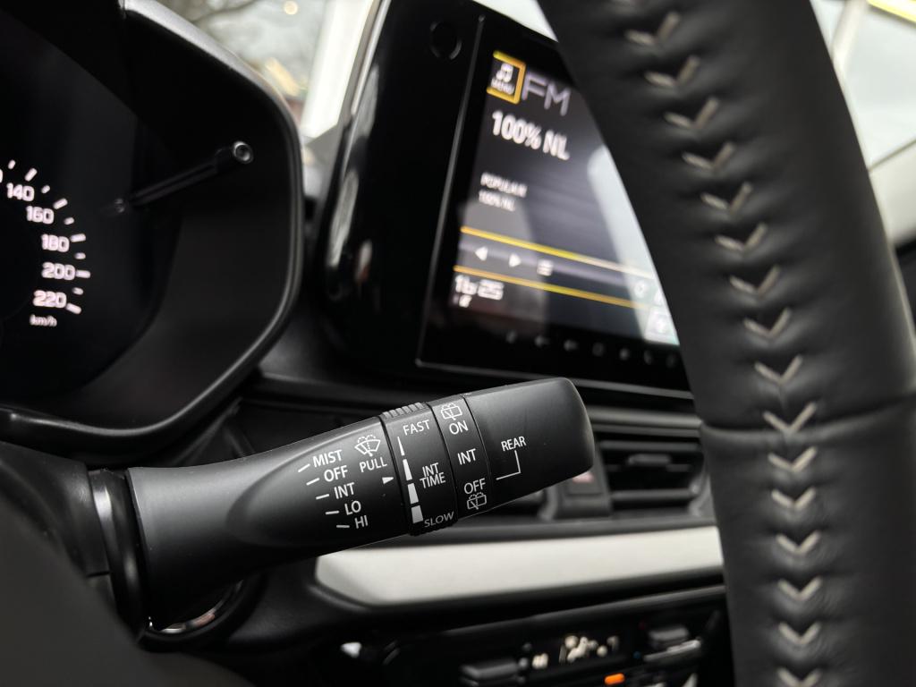 Suzuki Swift 1.2 select smart hybrid