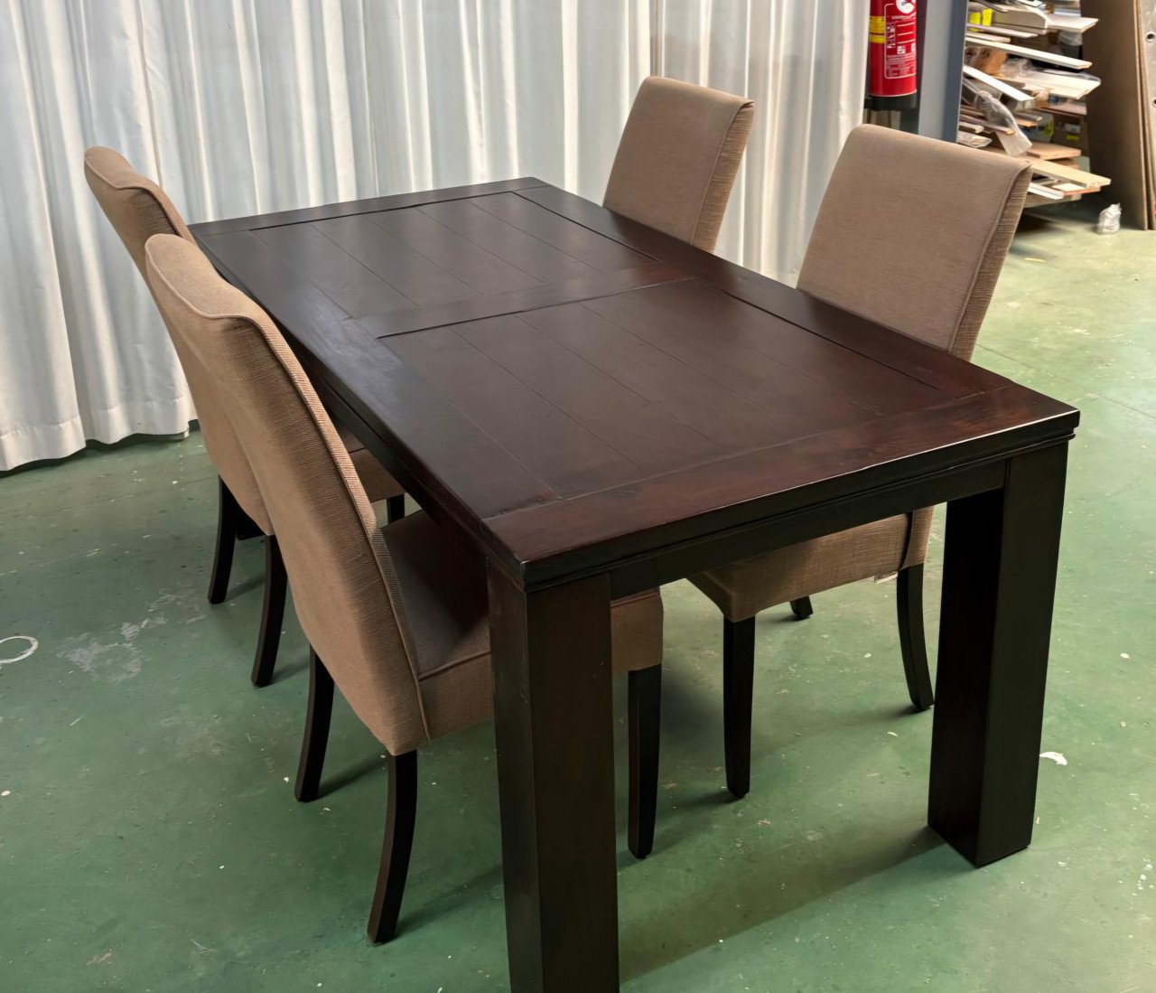 Eethoek met stoelen