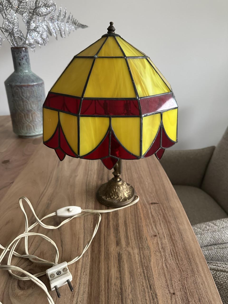 Tiffany lamp