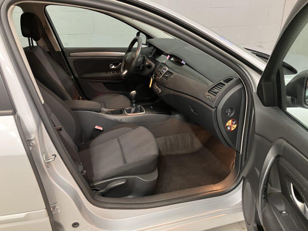 Renault Laguna Estate 2.0 16V Expression