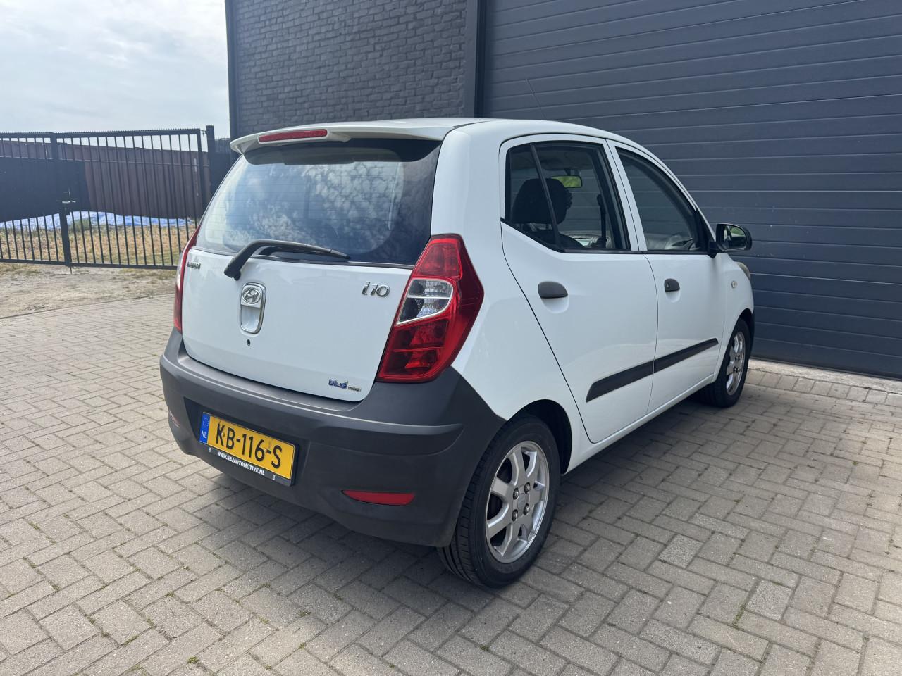 Hyundai i10 1.0 Bluedrive Pure 51KW 5DRS 2011Wit Apk Nap