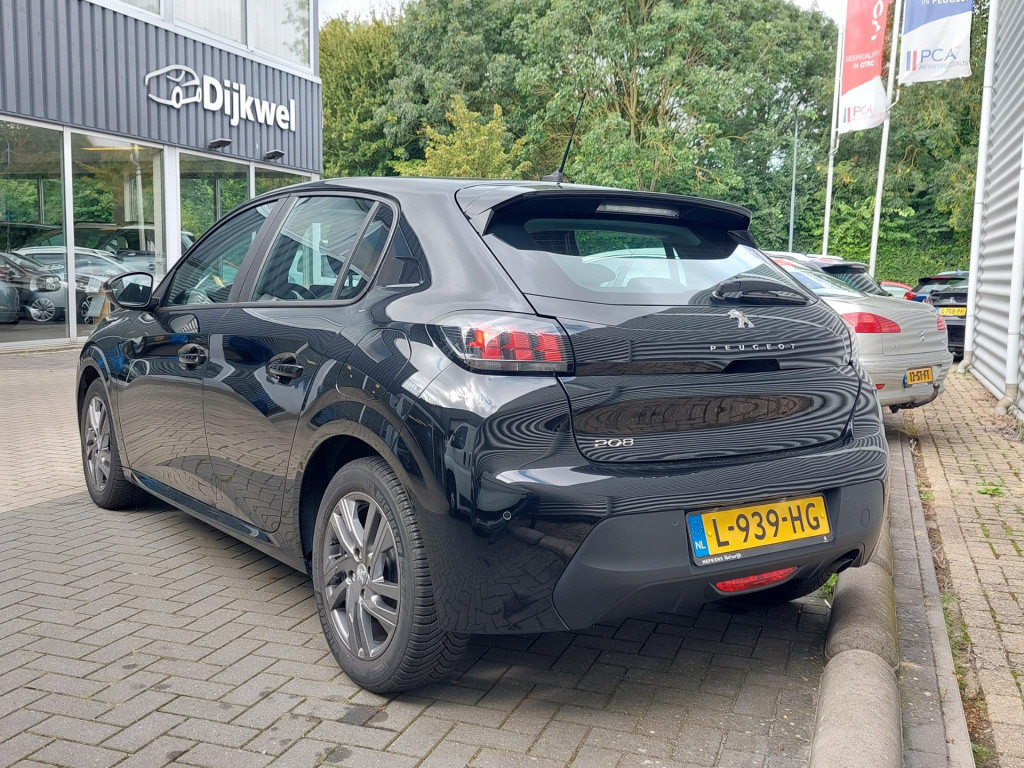 Peugeot 208 1.2 pt active pack navi/airco/lmv