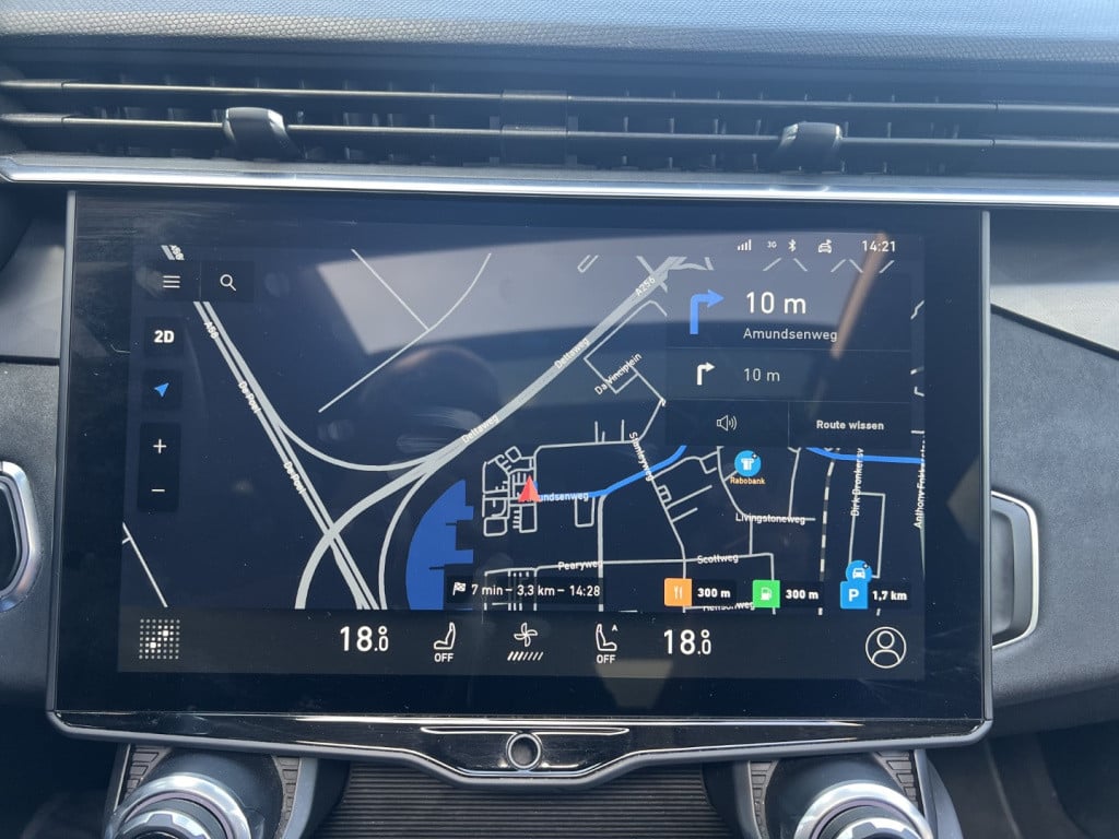 Lynk & Co 01 1.5 261pk phev plug in hybrid , 360gr camera , zwart gewrapt ,