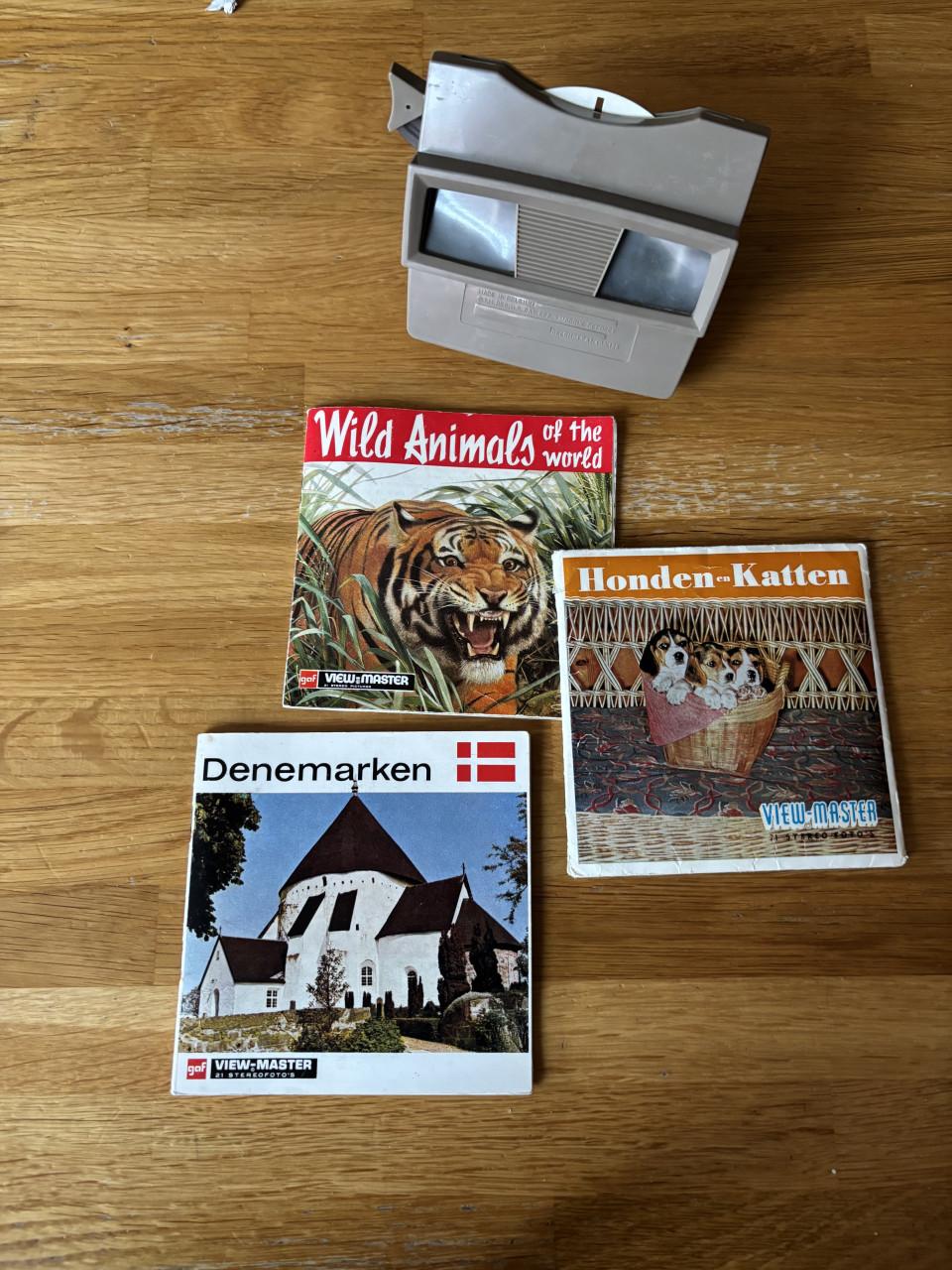 Vintage View-Master Collector's Set - Model G (1960-1975)