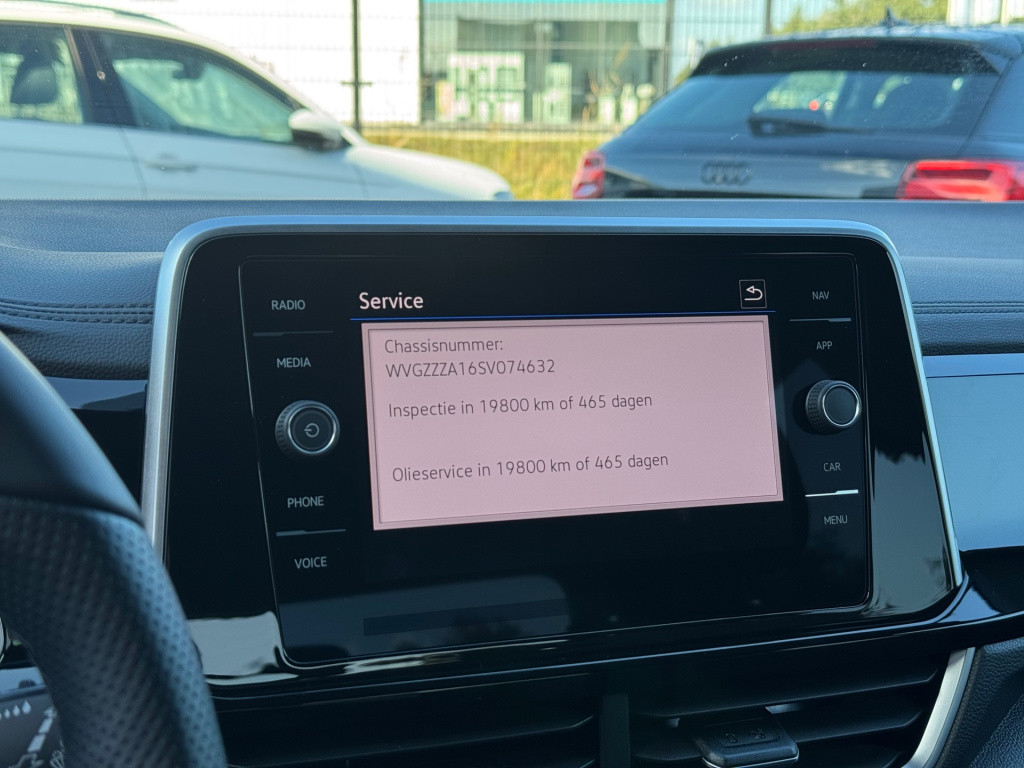 Volkswagen T-roc 1.5 tsi r-line edition * camera * massage * parkeerhulp