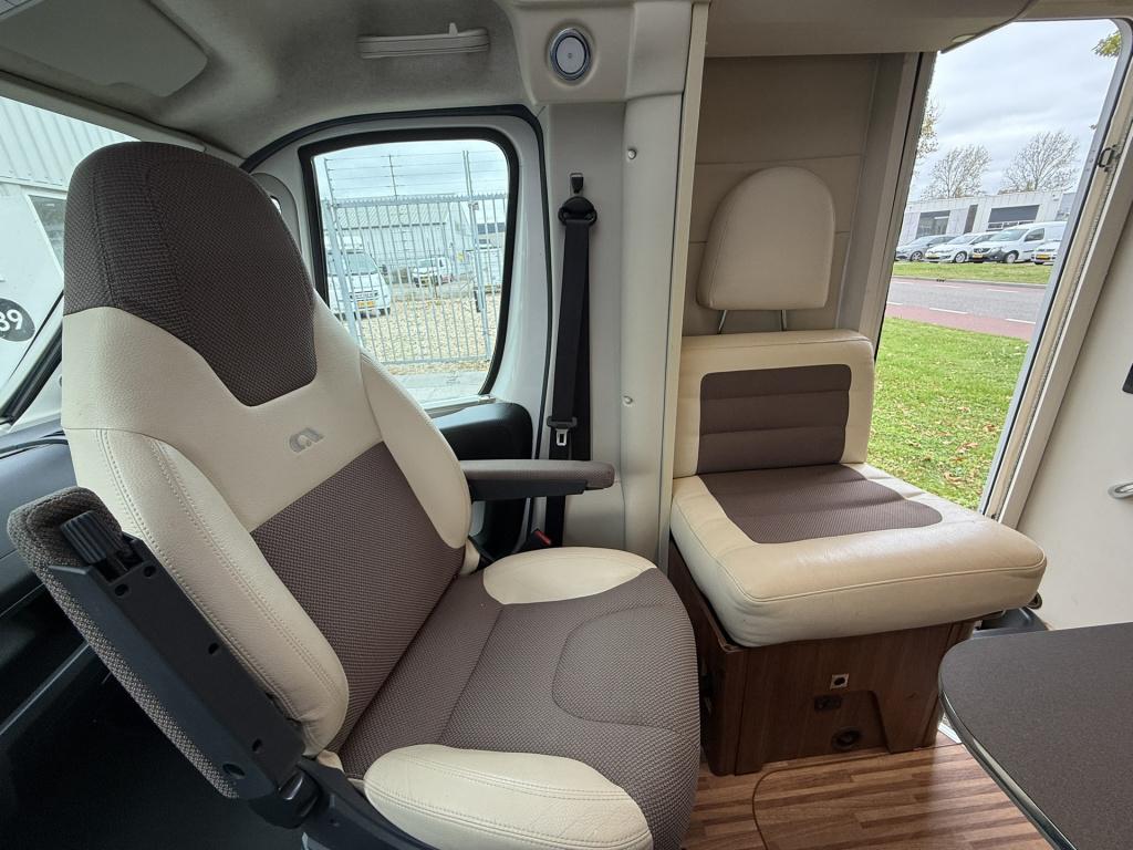 Adria Onbekend matrix m 670 sc