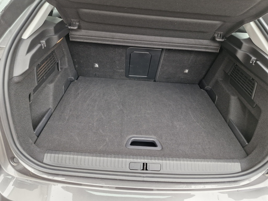 Citroen C4 1.2 puretech plus automaat pack techno pack ambiance